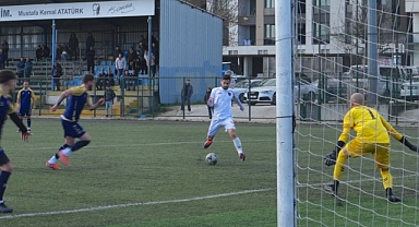 Kapaklıspor ve Küçükçekmece İdmanyurdu Puanları Paylaştı