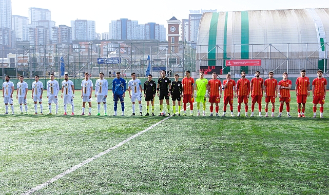 Küçükçekmece Sinopspor: Play-Off Yolunda Umut ve Sorumluluk