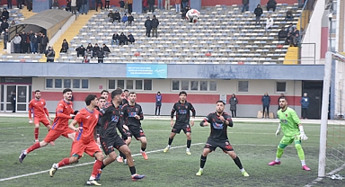 Silivrispor’un Soğuk Havada Gelen Sıcak Sevinci”