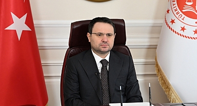 Akın Gürlek: “Ortak Evimiz Dünya İçin Çevre Dostu Adımlar Atıyoruz”