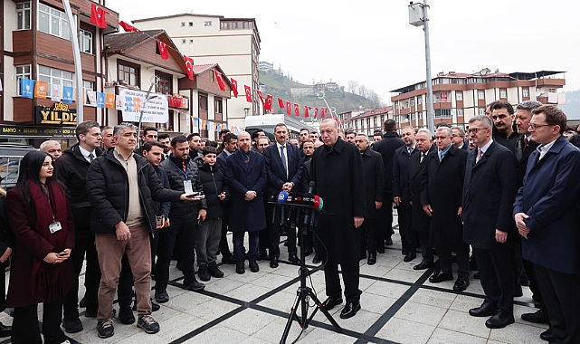 Cumhurbaşkanı Erdoğan Bayram Namazını Rize’de Kıldı