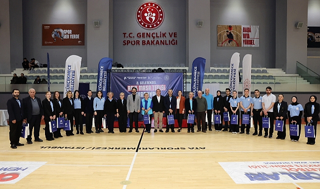 Genç Sporcular Küçükçekmece’de Masa Tenisi Kupası İçin Ter Döktü