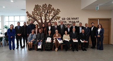 İBB Başkanvekili Nuri Aslan’dan Huzurevinde Bayram Buluşması