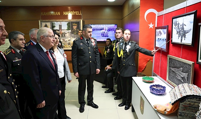 Kara Harp Okulu’nda Atatürk’ün 127’nci Yılı Törenle Kutlandı