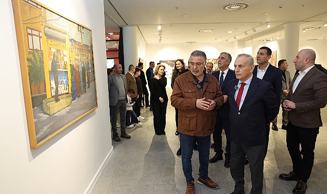 Kentin Belleğini Taşıyan “Duvarlar” Sergisi Galeri Cennet’te Açıldı