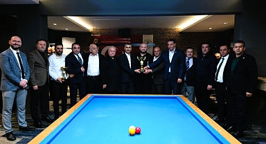 Küçükçekmece'de Geleneksel 12. Ramazan Ayı 3 Bant Bilardo Turnuvası Tamamlandı