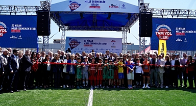 Bahçelievler’de 23 Nisan Stadı Açıldı