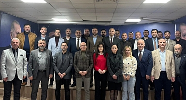 BBP Küçükçekmece İlçe Başkanlığı’ndan AK Parti’ye Hayırlı Olsun Ziyareti.