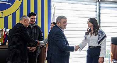 Biruni Üniversitesi Hastanesi’nden Küçükçekmece Sinopspor’a Ziyaret.