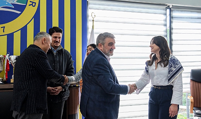 Biruni Üniversitesi Hastanesi’nden Küçükçekmece Sinopspor’a Ziyaret.