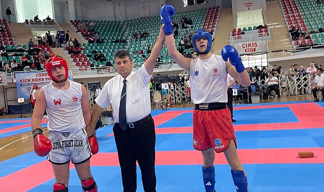 Diyarbakır'da Büyük Zafer: Emre Soydan Türkiye Kick Boks Şampiyonu Oldu