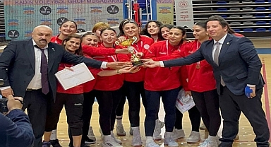 “Fair Play ve Şampiyonluk Bir Arada: Kars Yurtları Zirvede”