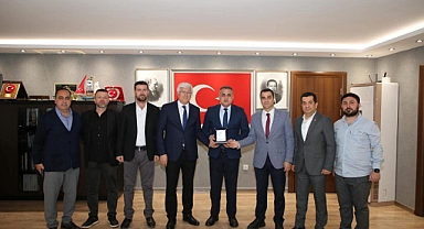 Küçükçekmece Fatih Spor Kulübü'nden Kaymakamlığa Ziyaret.