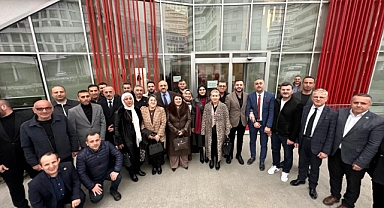 MHP Küçükçekmece’den Kızılay’a Anlamlı Ziyaret