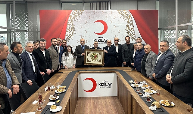 MHP Küçükçekmece’den Kızılay’a Anlamlı Ziyaret