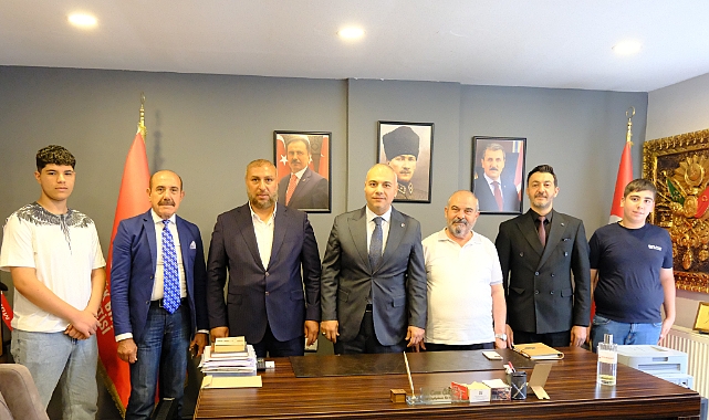 Birlik ve Dayanışma Mesajlarıyla Bayramlaşma