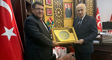 Caferider Heyetinden MHP Lideri Devlet Bahçeli’ye Anlamlı Ziyaret.