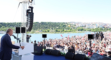 “İstanbul’un fethi, tahrip edilen bir şehrin imarıdır, hayat bulmasıdır”