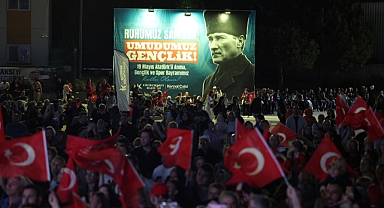 Küçükçekmece’de 19 Mayıs Coşkusu Samida Konseriyle Zirveye Ulaştı