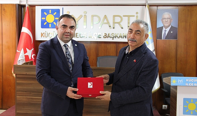 Küçükçekmece’de Kızılay ve İYİ Parti’den Dayanışma Mesajı 
