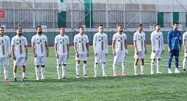 Küçükçekmece Sinopspor Mücadeleyle Veda Etti
