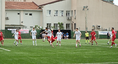 Sefaköyspor evinde Çayırbaşıspor’a takıldı: 1-2