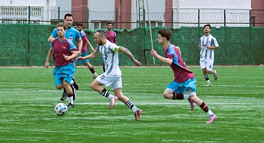 Sultanmuratspor Şampiyonluğunu Farklı Galibiyetle Taçlandırdı