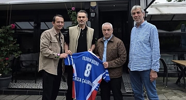 Türk futbolunun efsane ismi Rıza Çalımbay, Yıldırım Bosna’da ağırlandı