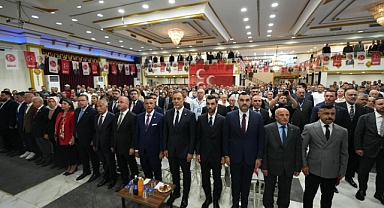 İstanbul'da MHP Hareketliliği Dikkat Çekiyor: Sürpriz Yapabilir mi?