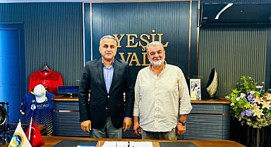 Kaymakam Mustafa Anteplioğlu’ndan Başkan Rafet Orhan’a Tebrik Ziyareti”