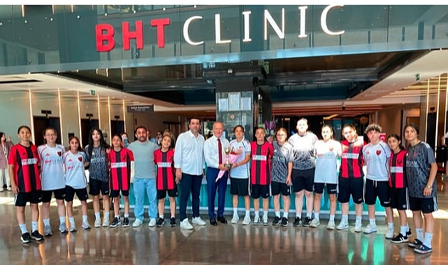 Küçükçekmece İdman Yurdu Spor 'dan BHT CLINIC'e teşekkür ziyareti.