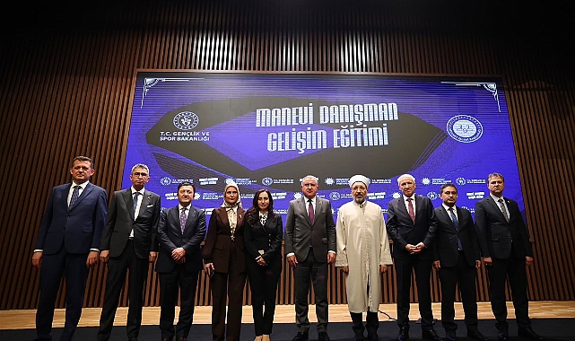 Manevi rehberler birer kahraman”: GSB yurtlarında gençlere destek