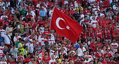 Millî Takım'a Paraguay Mağlubiyeti Sonrası Sert Eleştiriler