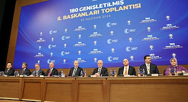 “Siyaset felsefemizin temelinde insan vardır, insana saygı vardır”